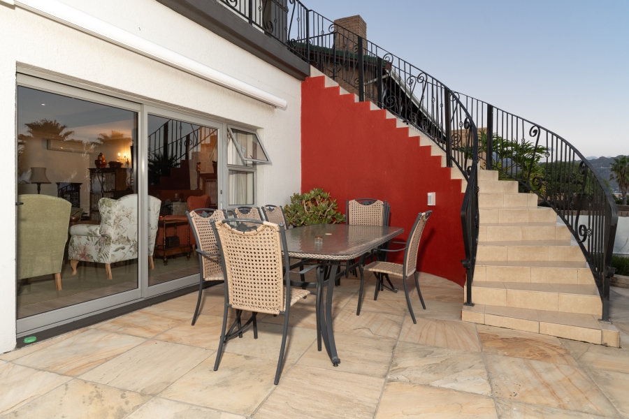 5 Bedroom Property for Sale in Greenways Golf Estate Western Cape
